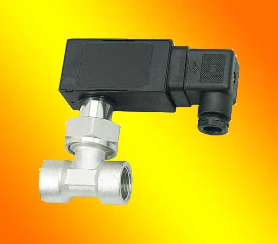 GE-315 Adjustable Paddle Inline Flow Switches